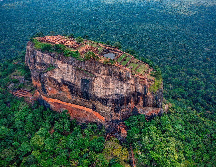 sigiriya lion rock